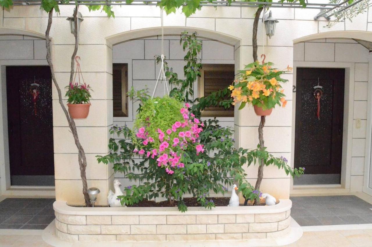 Apartments Darija & Pero بوتشيتشا المظهر الخارجي الصورة