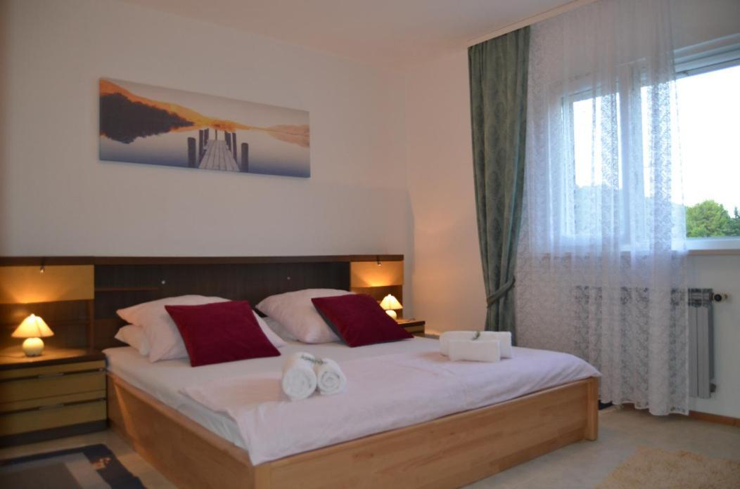 Apartments Darija & Pero بوتشيتشا المظهر الخارجي الصورة